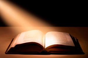 El lugar de la Sagrada Escritura en nuestro derecho propio